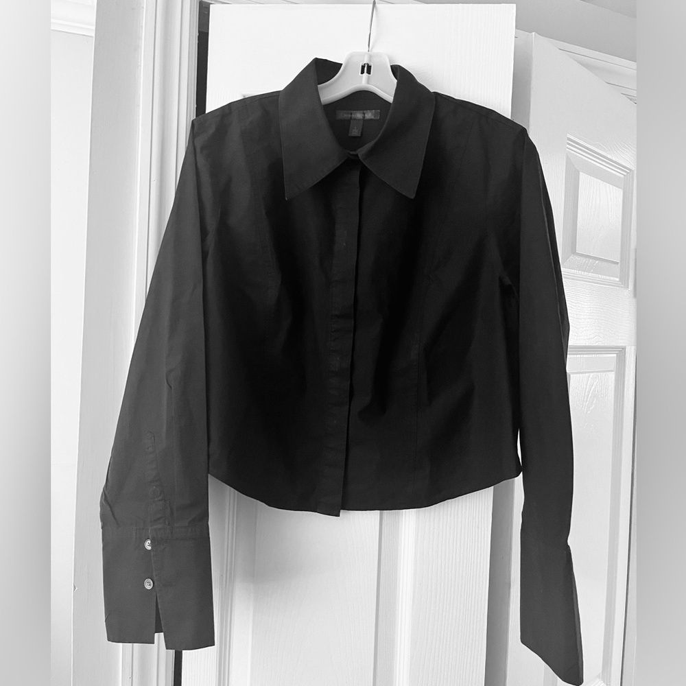 Banana Republic Black Cropped Poplin Shirt - Sharp Collar & Oversized Cuffs